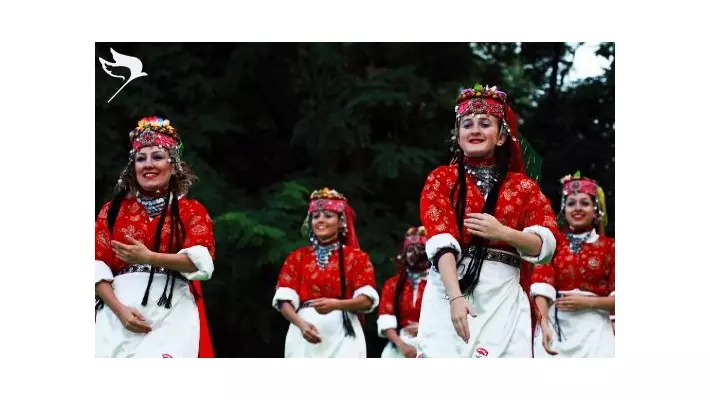 files_news_kasik_oyunlari_dance_shabavizparvaz[dcee2f5bb3cd40d62dc9050a4e6f016f].jpg